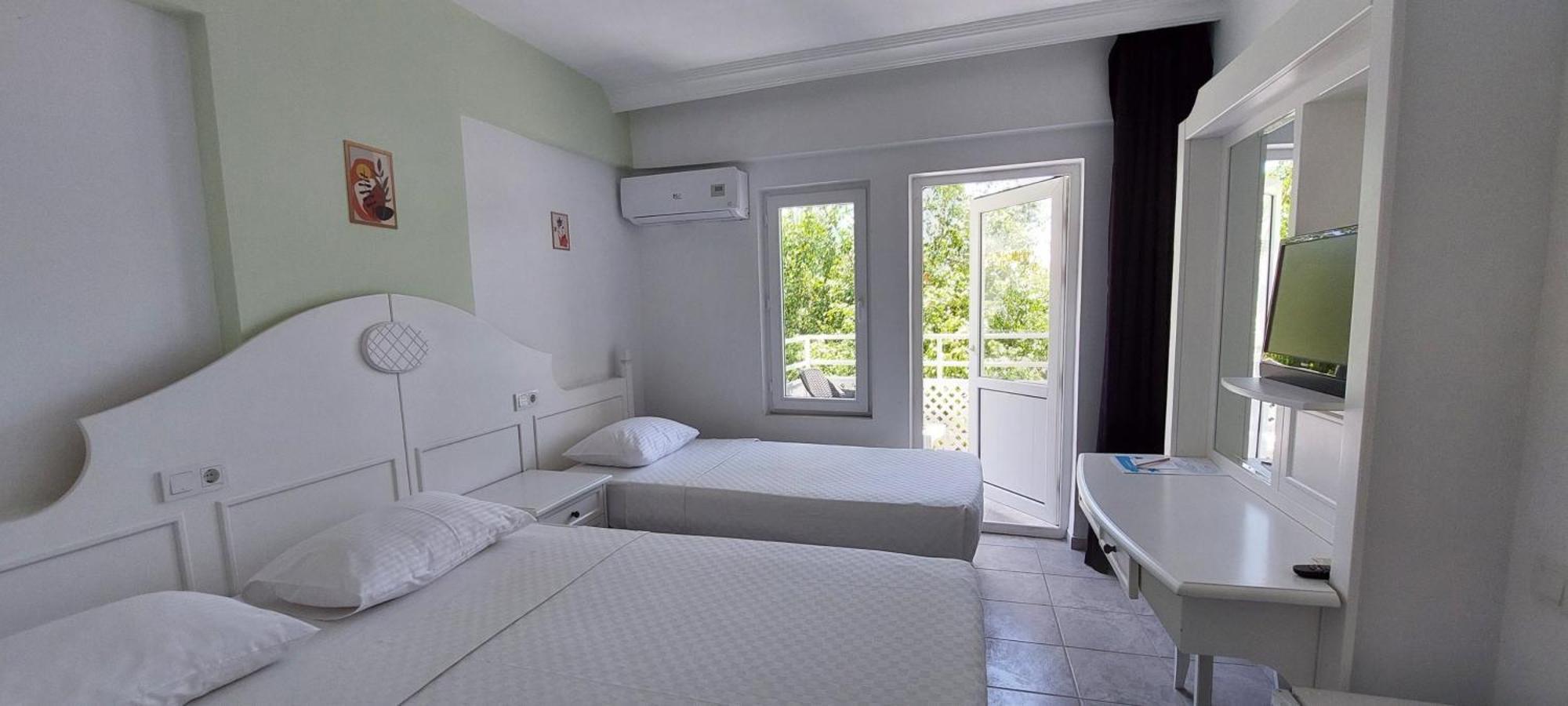 Uk Hotels Kırış Antalya Dış mekan fotoğraf